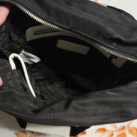 Steve Madden - Picture 4 of 6